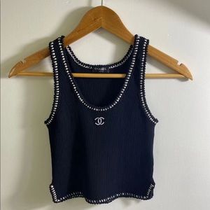 - VINTAGE CHANEL KNIT LOGO TANK